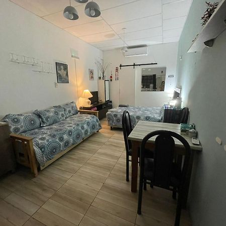 Hospedaje 3 Aeropuerto Ezeiza Pet Friendly Tranfer Gratis Desde Y Hacia El Aeropuerto De Ezeiza A 20 Minutos Lägenhet Exteriör bild