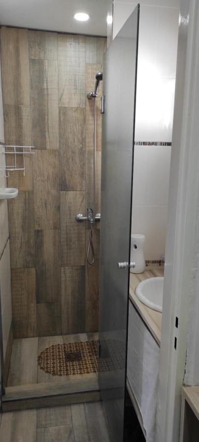 Hospedaje 3 Aeropuerto Ezeiza Pet Friendly Tranfer Gratis Desde Y Hacia El Aeropuerto De Ezeiza A 20 Minutos Lägenhet Exteriör bild